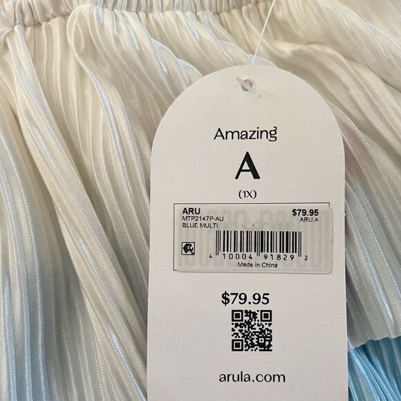 New Arula 1X Ruffled Tiered Bow Tie Sleeve Top, Blue ombré gradient - Picture 10 of 10